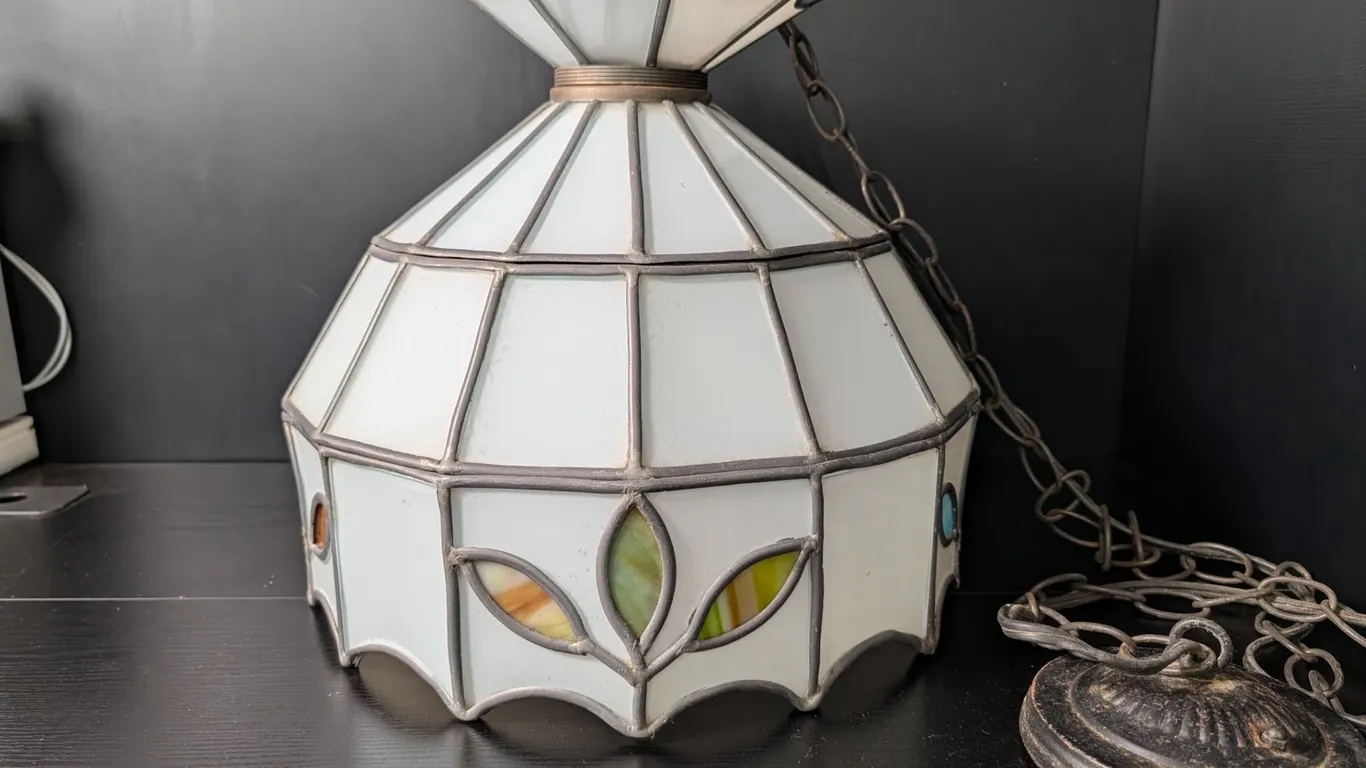 Vintage Stained Glass Style Hanging Lamp Shade