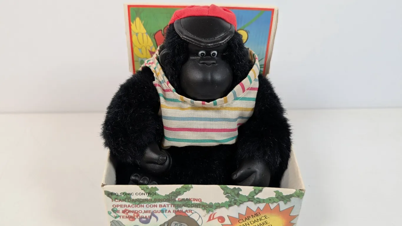 Magogo Bio Sonic Control Plush Gorilla Toy in Original Box