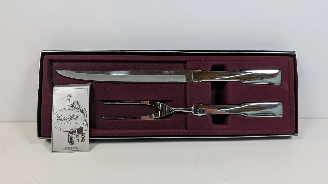 Carvel Hall Stainless Steel Carving Set in Original Box