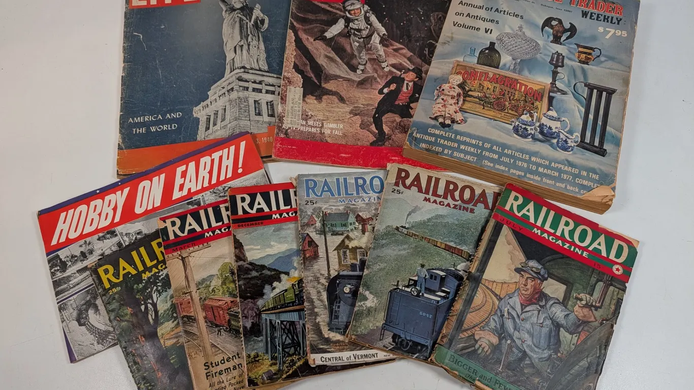 Vintage Magazine Collection: LIFE, Railroad, Antique Trader
