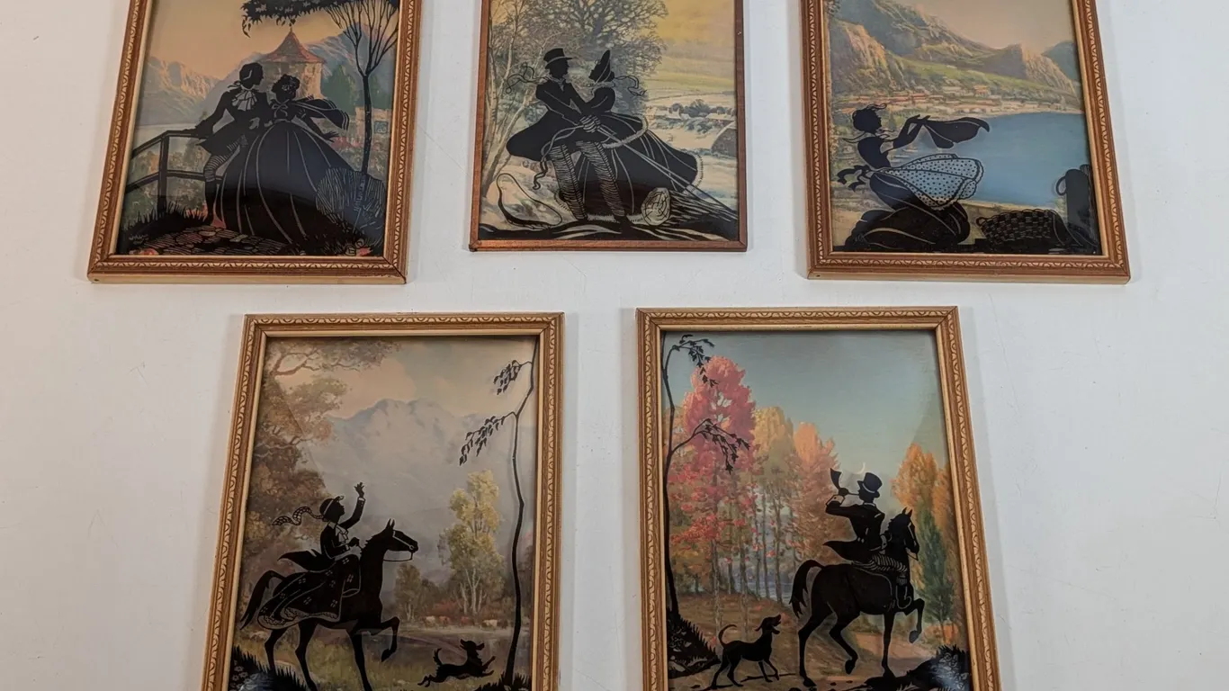 Collection of 5 Vintage Framed Bubble Glass Silhouette Art Pieces i