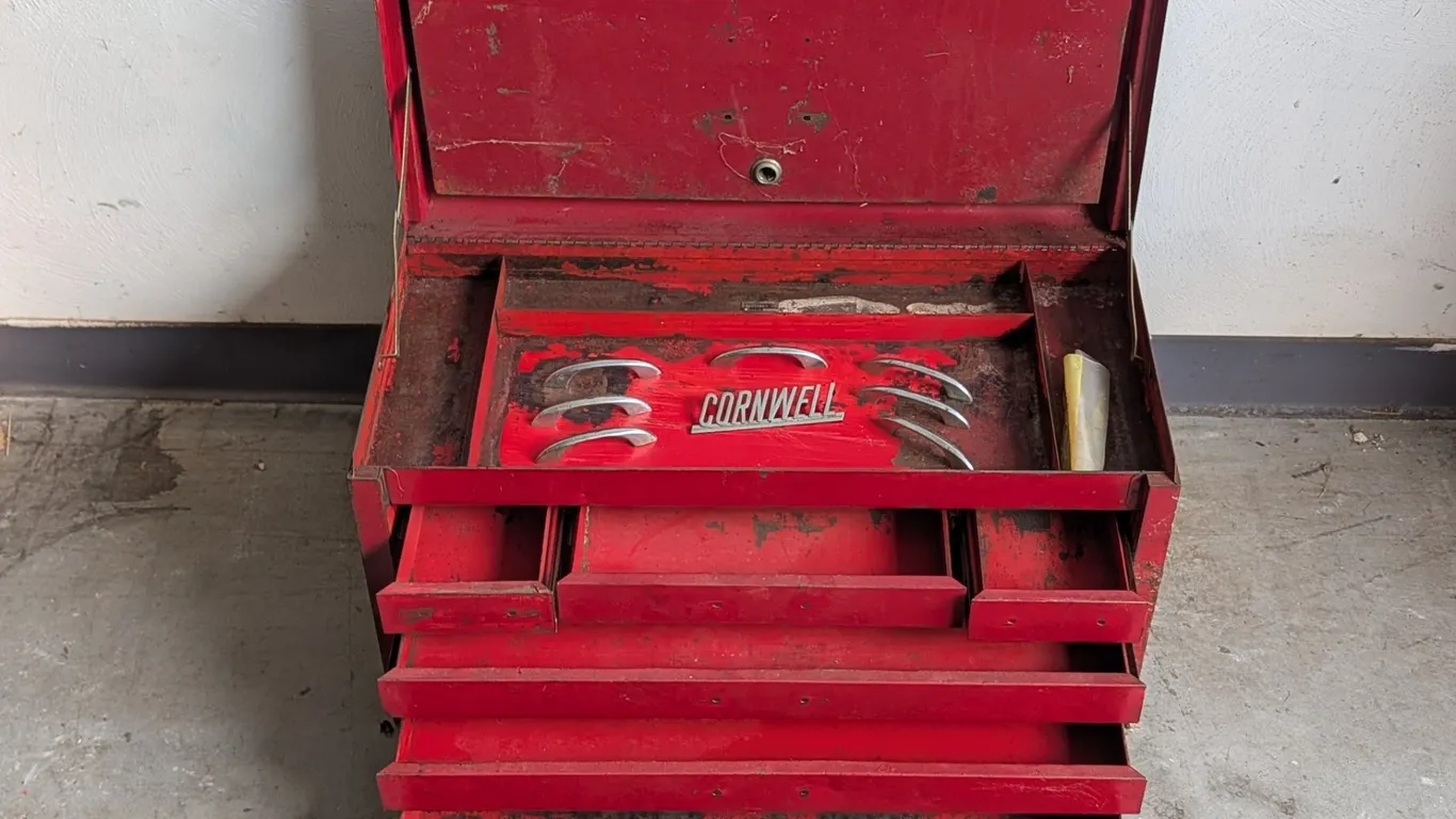 Vintage Cornwell Mechanics Red Metal Toolbox