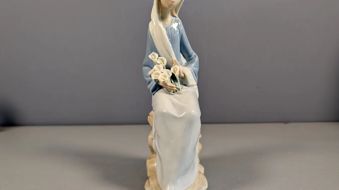 Lladro "Our Lady of Lourdes" Porcelain Figurine