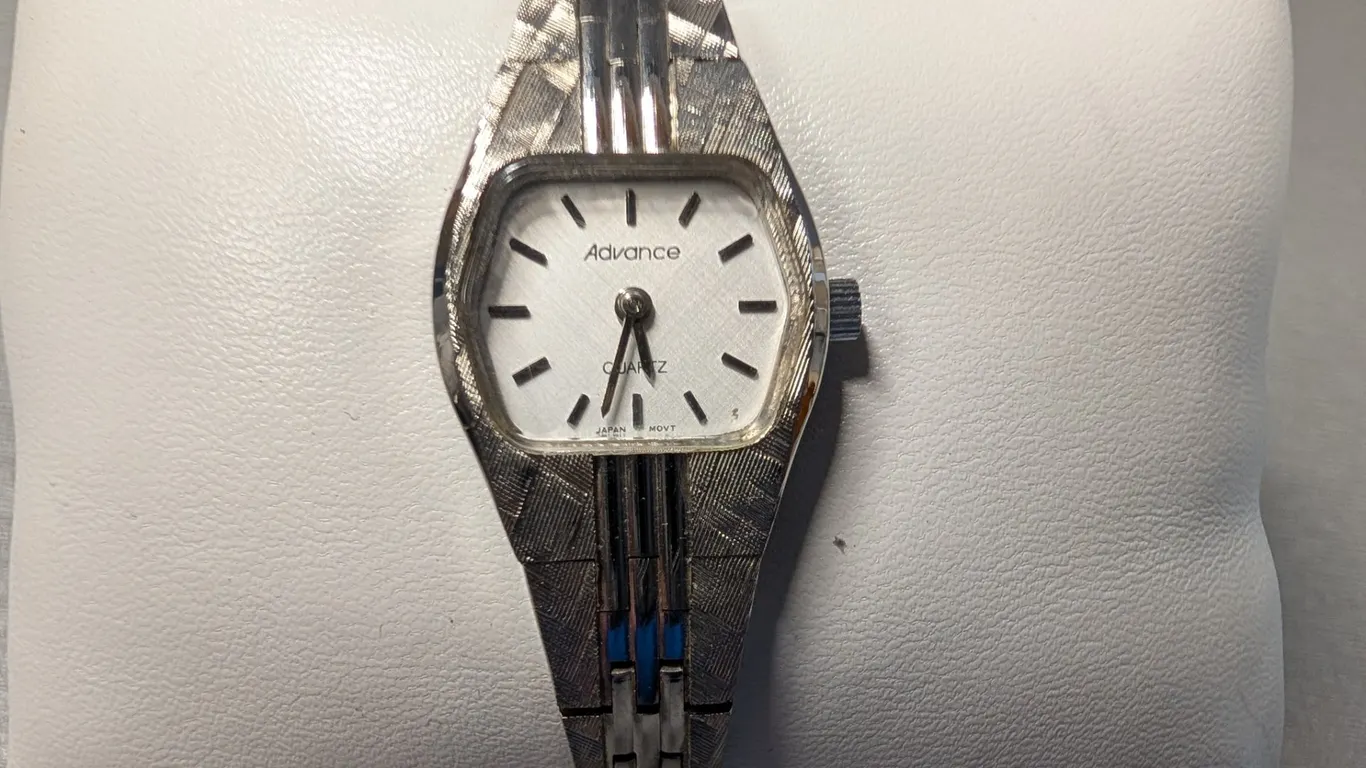 Advance Quartz Ladies Wristwatch