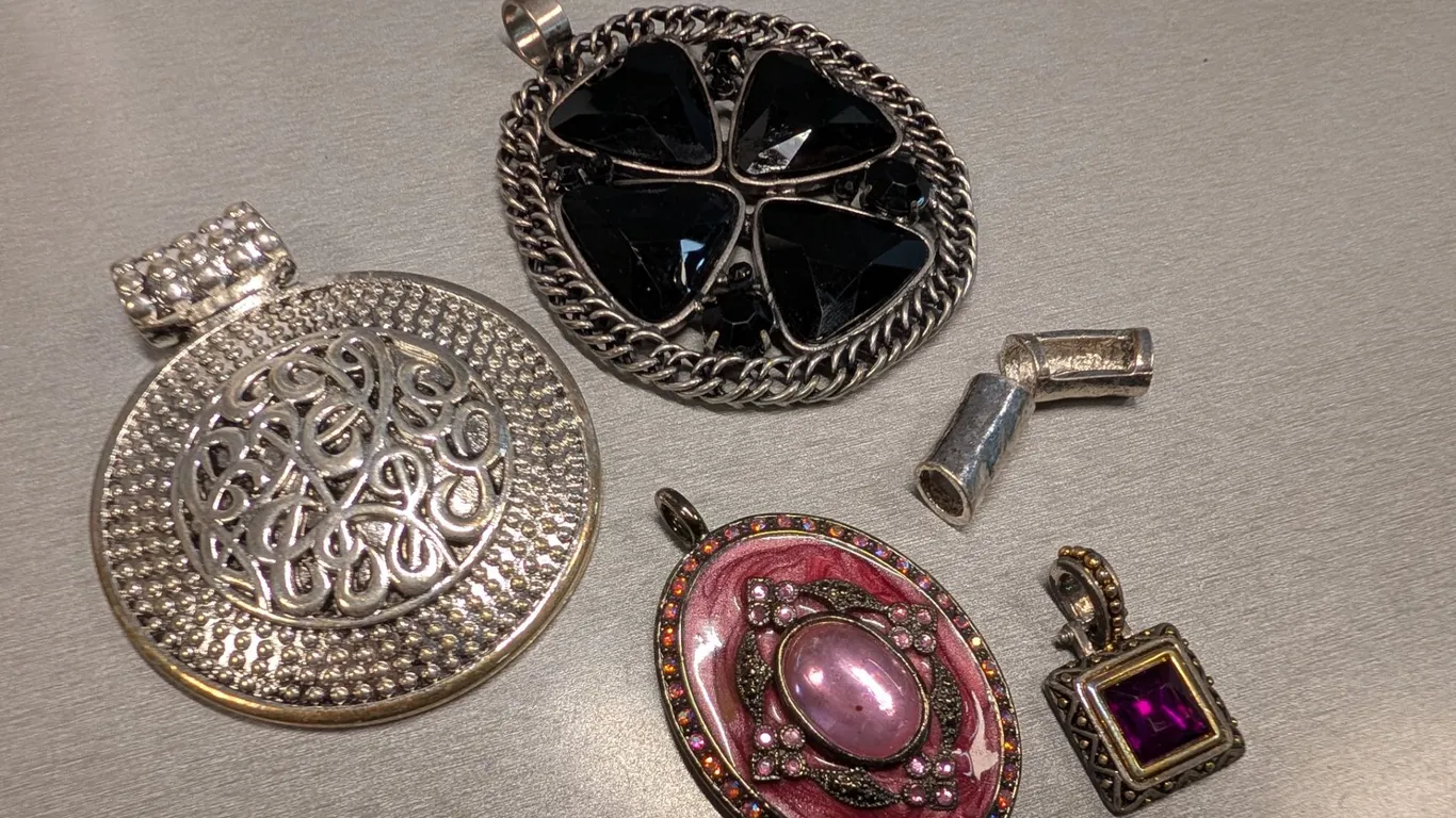 Assorted Fashion Pendants with Gemstones