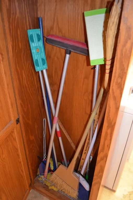 Brooms, Mops, Yard Sticks,