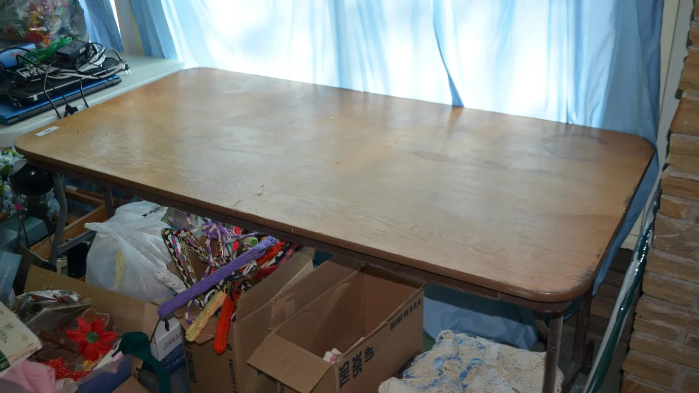 5' Wooden Folding Table