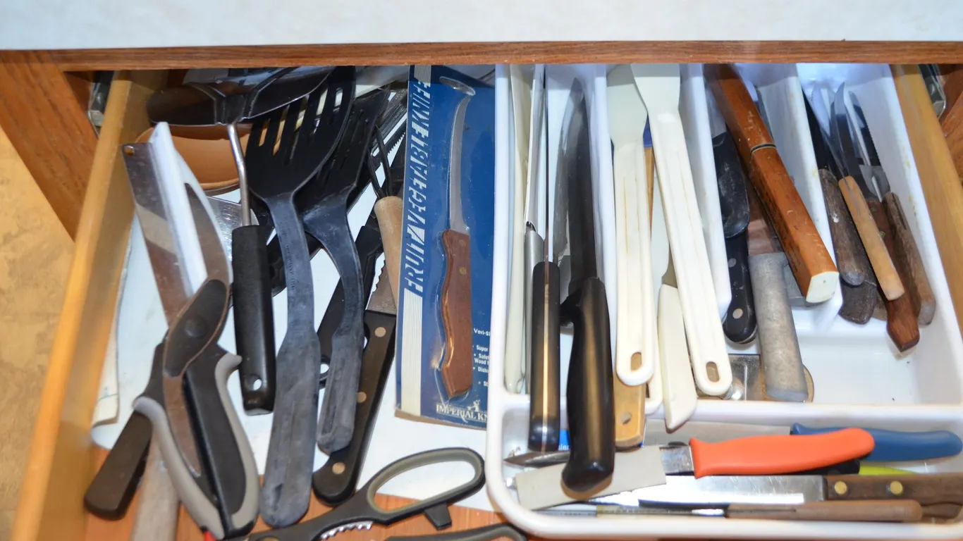 Knives, Spatulas, Cooking Utensils