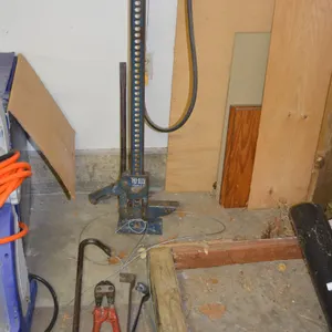 Hi Lift Jack, Crow Bars, Bolt Cutters