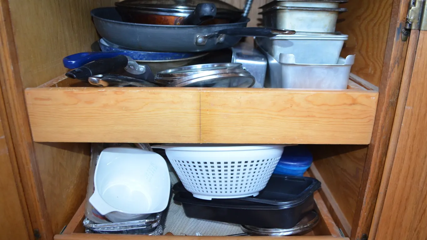 Skillets, Bread Pans, Strainer,