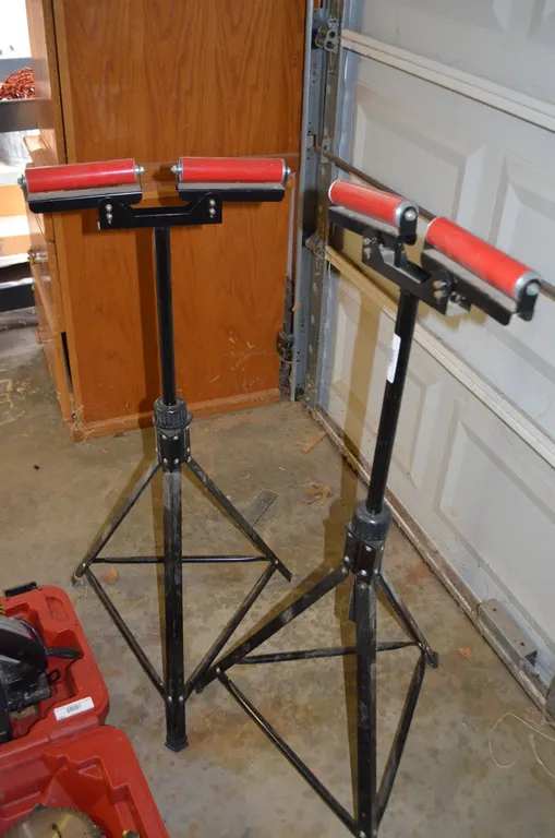 Adjustable Roller Stands