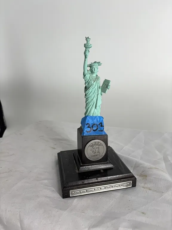 DANBURY MINT STATUE OF LIBERTY REPLICA PLATED WITH COPPER FROM ACTUAL STATUE OF LIBERTY
