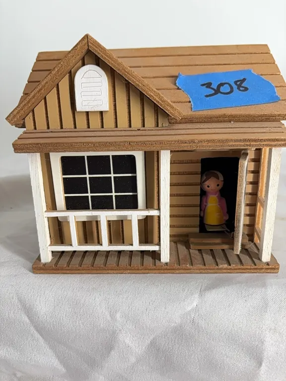 MUSICAL HOUSE (WORKS)