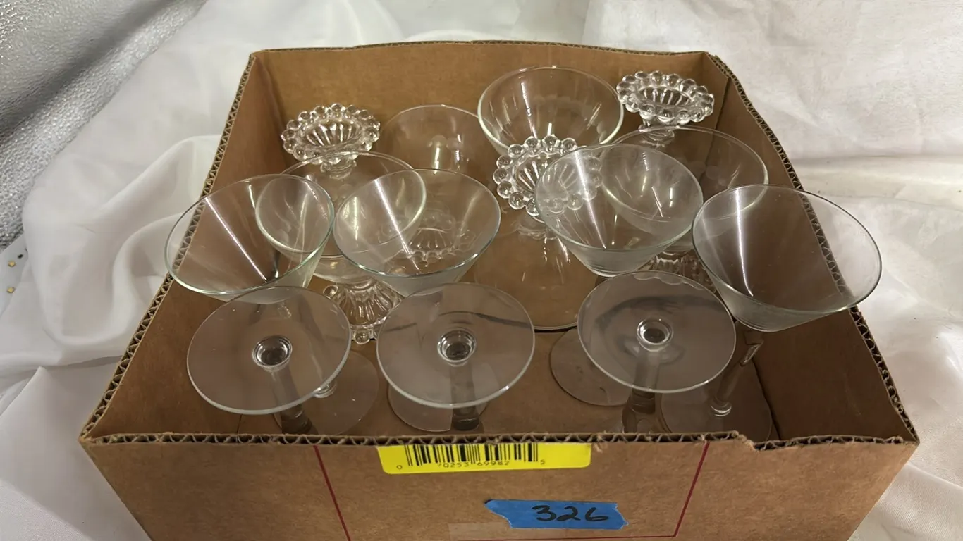 2 VINTAGE WINE GLASS SETS