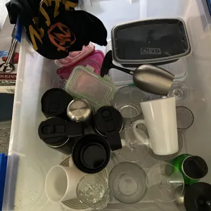 TOTE OF MISCELLANEOUS CUPS-PLASTIC WARE- GLASSWARE