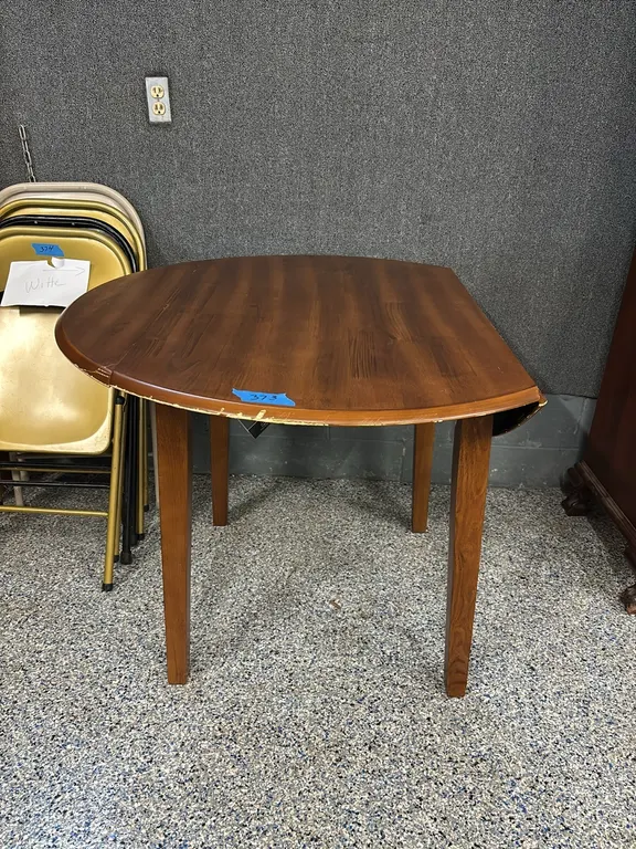 ASHLEY SMALL DINNING TABLE WITH FOLD DOWN SIDES
