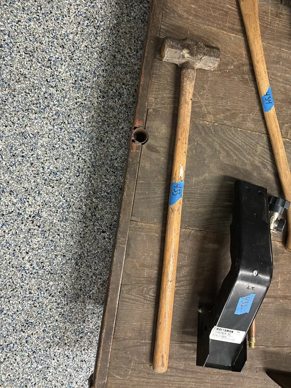 SLEDGE HAMMER