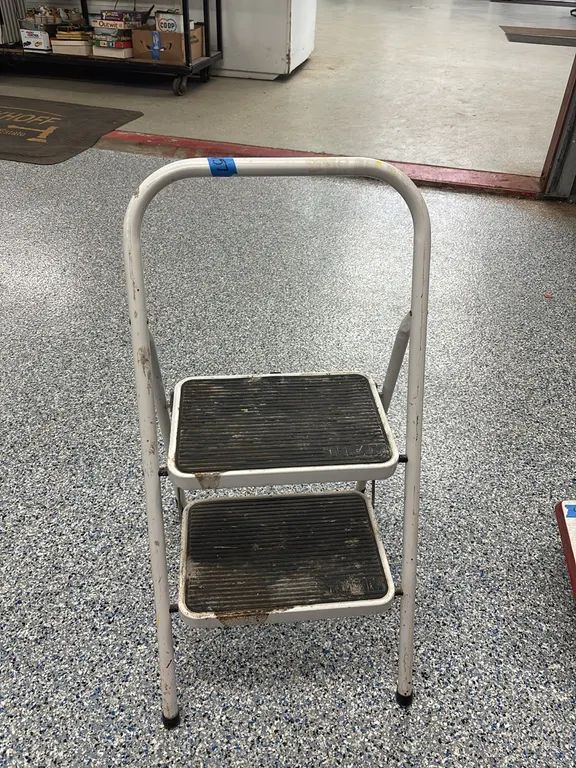 STEP STOOL