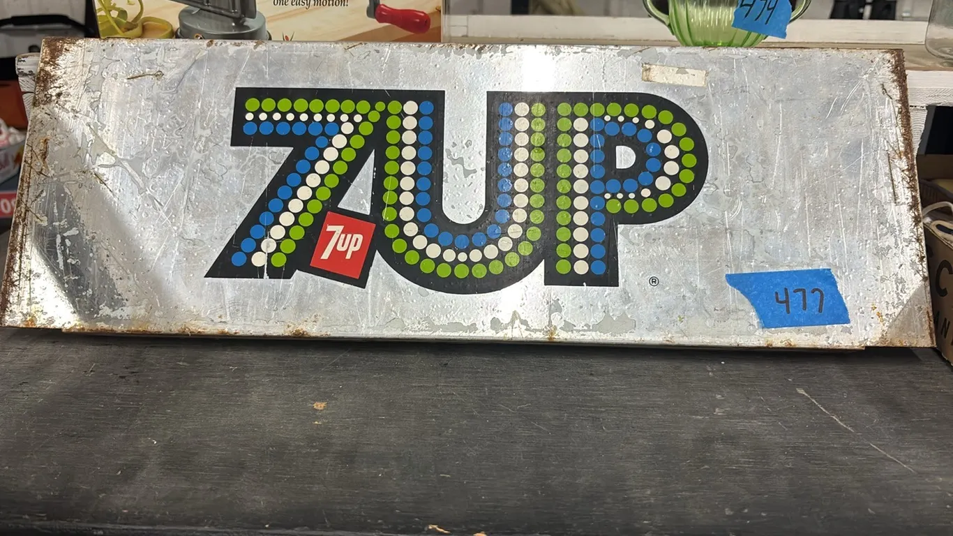 METAL 7UP SIGN 23”x8”