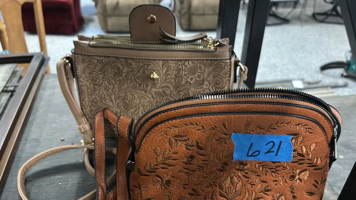 2 PURSES