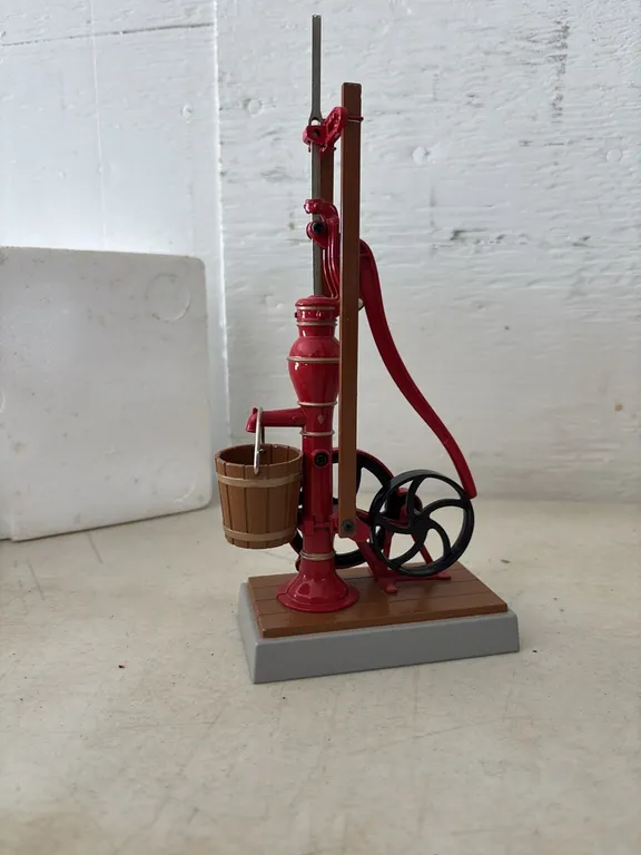 ERTL METAL ANTIQUE PUMP JACK REPLICA