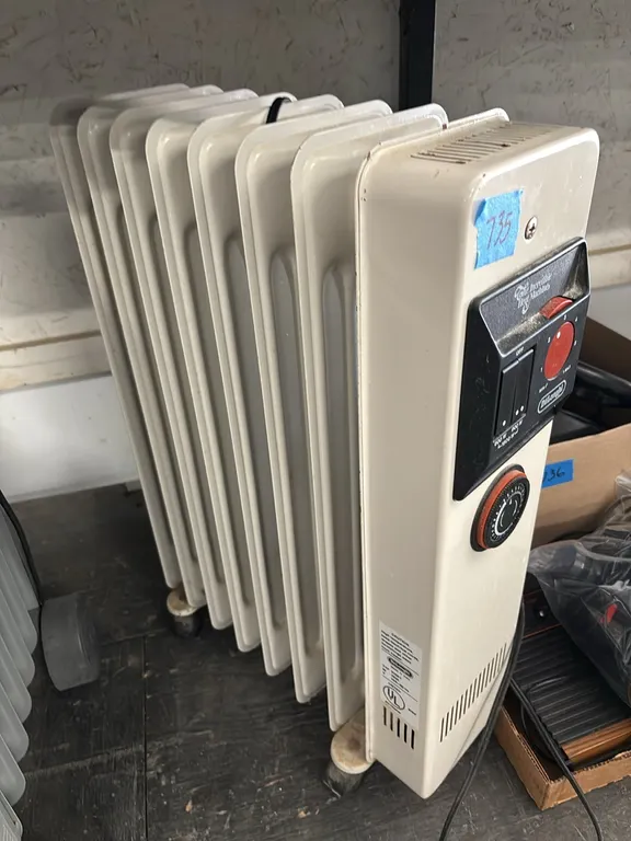 DELONGHI PORTABLE HEATER
