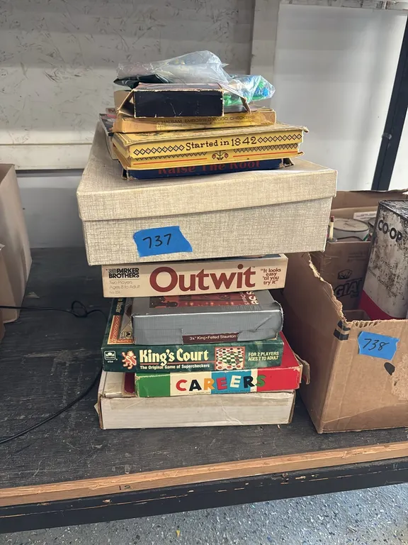 VINTAGE BOARD GAMES