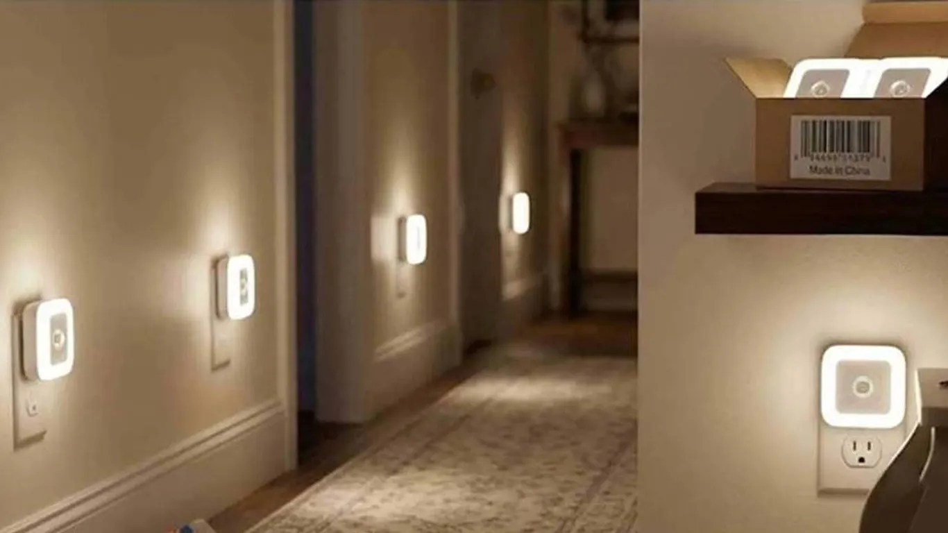 Pack of 6 Lyra LED Night Lights Cool White