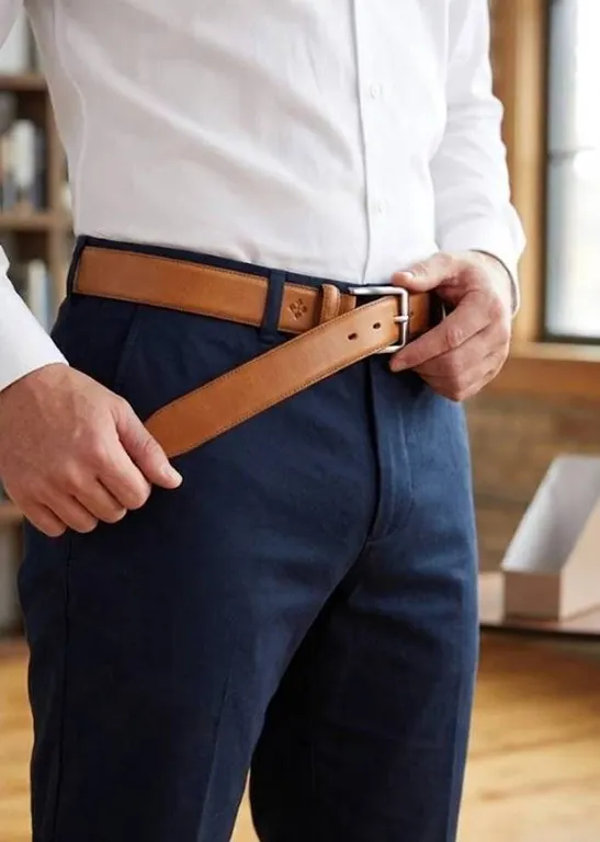 Vince Camuto Men's Leather Belt Size M/M 32-34