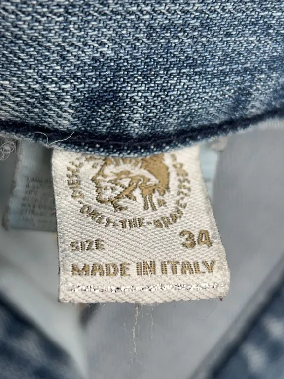 True Religion Made in Italy Dragon Jeans Size 34