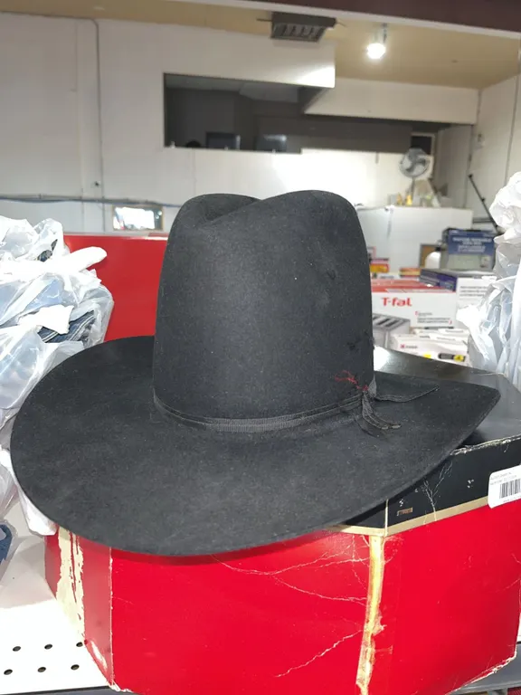 Stetson Black Felt Cowboy Hat with Box and Accessories 6 7/8