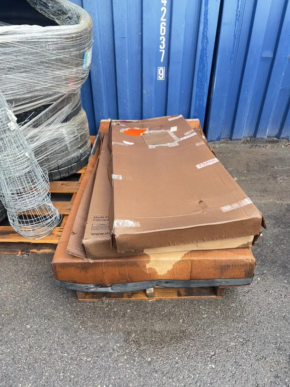 Pallet Lot of Assorted MAAX Shower Kits