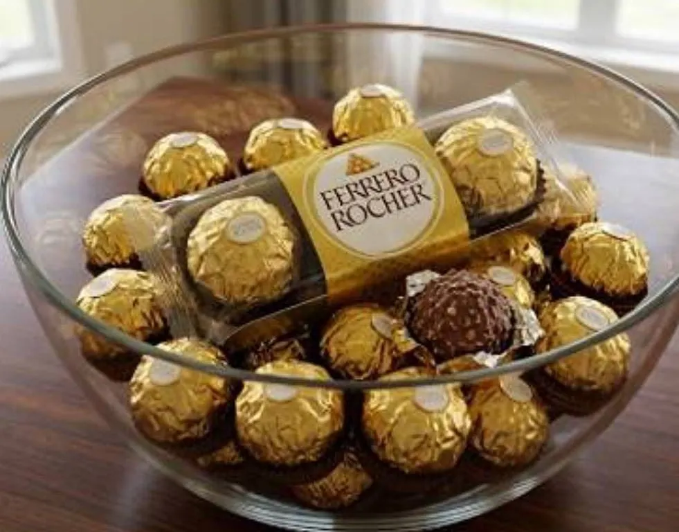 Ferrero Rocher Chocolates Lot of 16 Packs