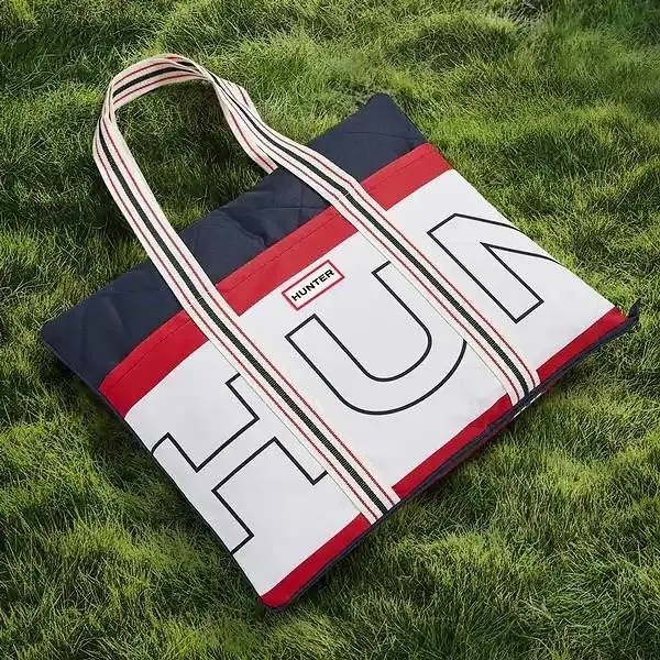 Hunter Water-Resistant Easy Fold Tote Bag