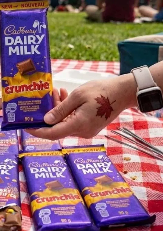 Cadbury Dairy Milk Crunchie Chocolate Bars 11 x 90g