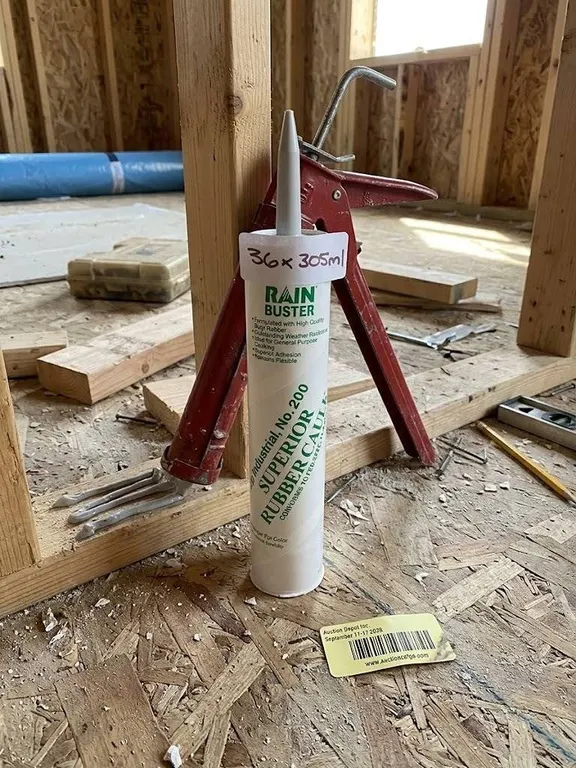 Rain Buster Superior Rubber Caulk No.200