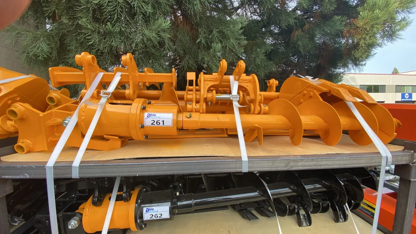 C301-SJB YELLOW MINI EXCAVATOR MULTI ATTACHMENT SET INCLUDING SMALL DIGGING BUCKET, 2 CLEANING
