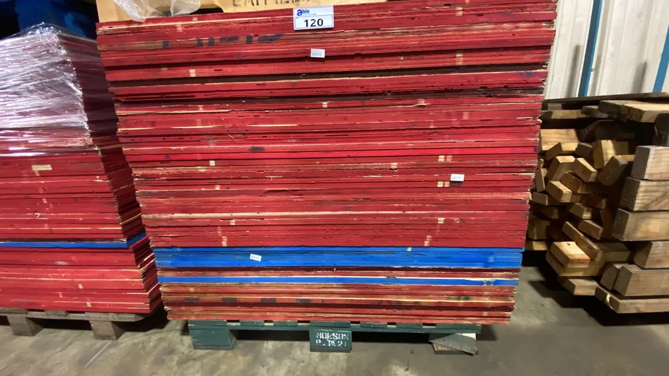 PALLET OF 50" X 50" X 5/8" PLYWOOD SHEETS, APPROX 50 PCS PER PALLET