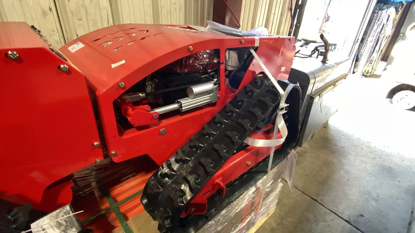 MMS MODEL 800 REMOTE CONTROLLED GAS POWERED LAWN MOWER WITH TRACKS