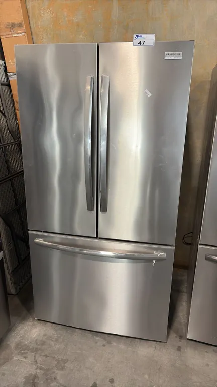 FRIGIDAIRE FRENCH DOOR REFRIGERATOR, 28.8 CU. FT., EVENTEMP, INTERNAL WATER DISPENSER