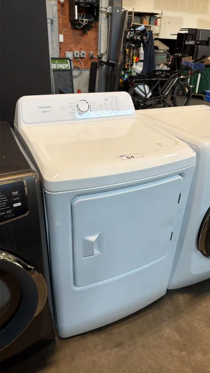 FRIGIDAIRE FLVE700CAW WHITE 7.0 CU FT SENSORDRY TRADITIONAL ELECTRIC DRYER 27"W X 30.10"D X 43.10"H