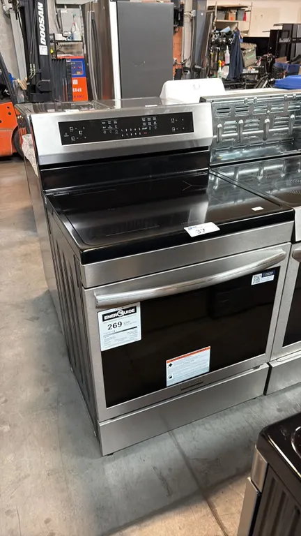 FRIGIDAIRE REAR-CONTROL INDUCTION RANGE, TOTAL CONVECTION, AIR FRY, STAINLESS STEEL 36"W X 30"D X 70