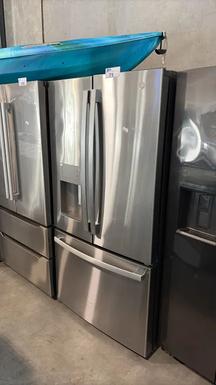 GE GFE26JYMWFFS FRENCH DOOR REFRIGERATOR, 25.6 CU. FT., EXTERNAL DISPENSER, FINGERPRINT RESISTANT