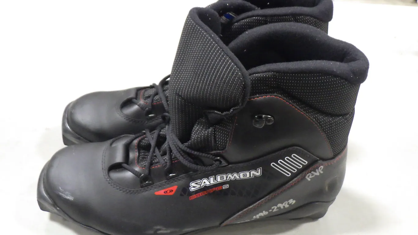 Salomon Escape 5 Cross-country ski boot (size 14) Salomon Escape 5
