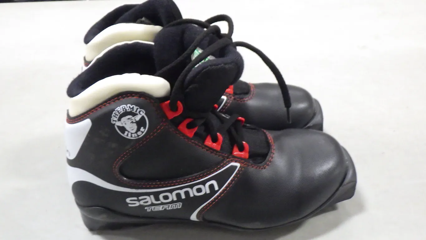Salomon Team Cross-country ski boot (size 3) Salomon Team
