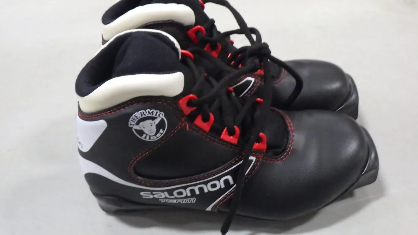 Salomon Team Cross-country ski boot (size 3) Salomon Team