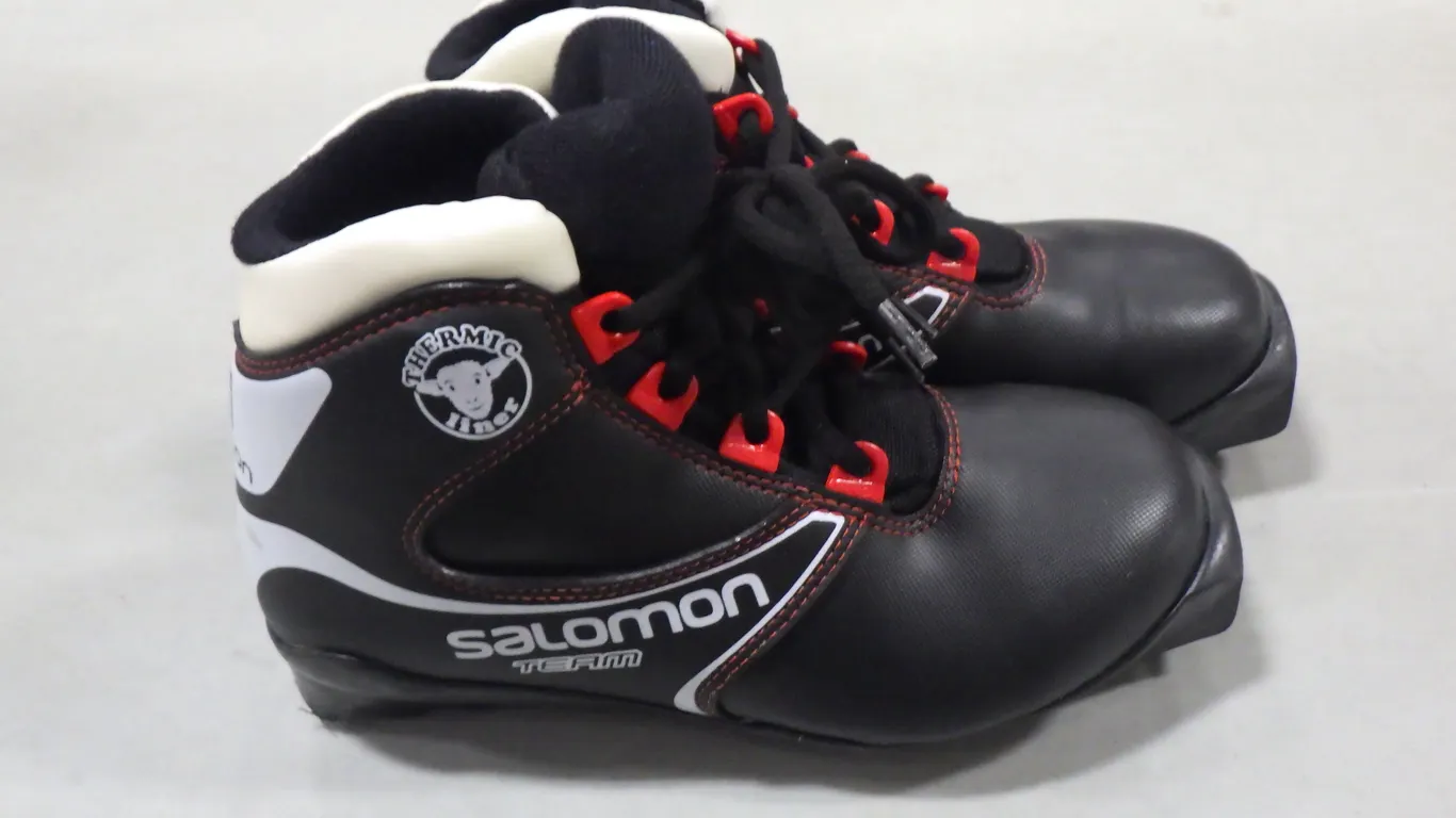 Salomon Team Cross-country ski boot (size 3) Salomon Team