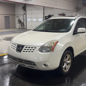 2010  Nissan  Rogue  SL 2WD