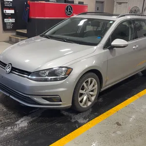 2019  Volkswagen  Golf SportWagen  1.4T S 4Motion Highline AWD