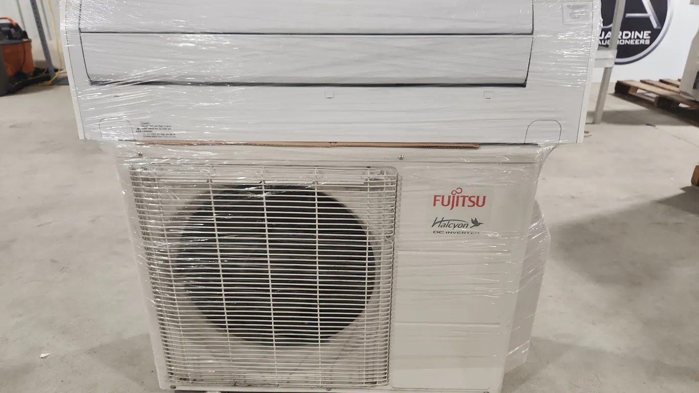 Fujitsu Heat Pump 12k BTU with ODU Stand